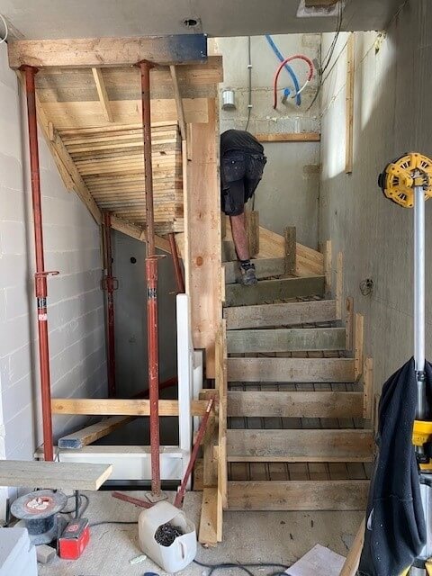 <p>Betontrappen</p>